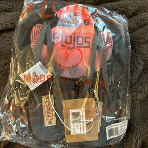 flojos women’s charcoal flip flop